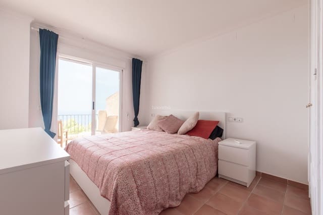 6 bedroom Villa for sale in Altea with pool garage - € 780,000 (Ref: 9999304)