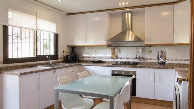 5 chambre Villa/Maison Mitoyenne à vendre à San Juan de Alicante / Sant Joan d'Alacant - 780 000 € (Ref: 10036257)