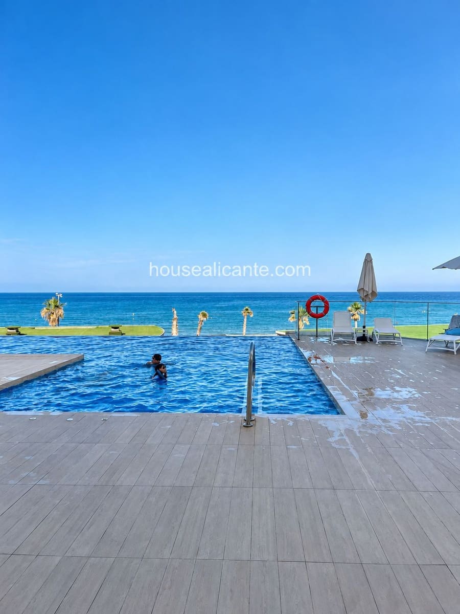 4 sovrum Radhus till salu i Alicante stad med pool garage - 3 200 000 € (Ref: 10110393)