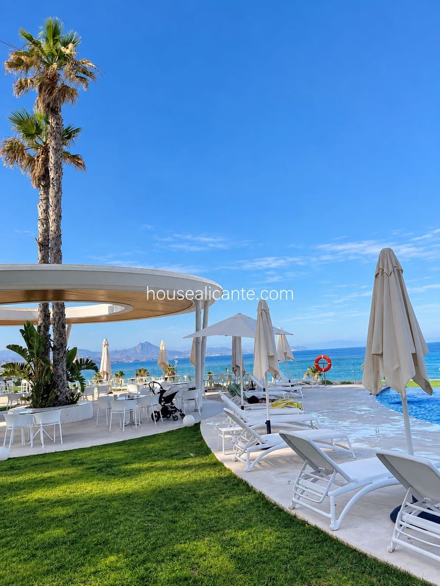 4 sovrum Radhus till salu i Alicante stad med pool garage - 3 200 000 € (Ref: 10110393)