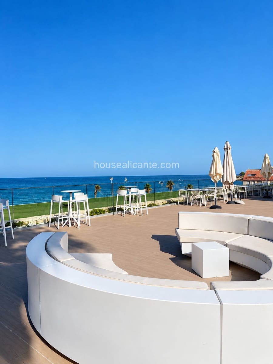 4 sovrum Radhus till salu i Alicante stad med pool garage - 3 200 000 € (Ref: 10110393)
