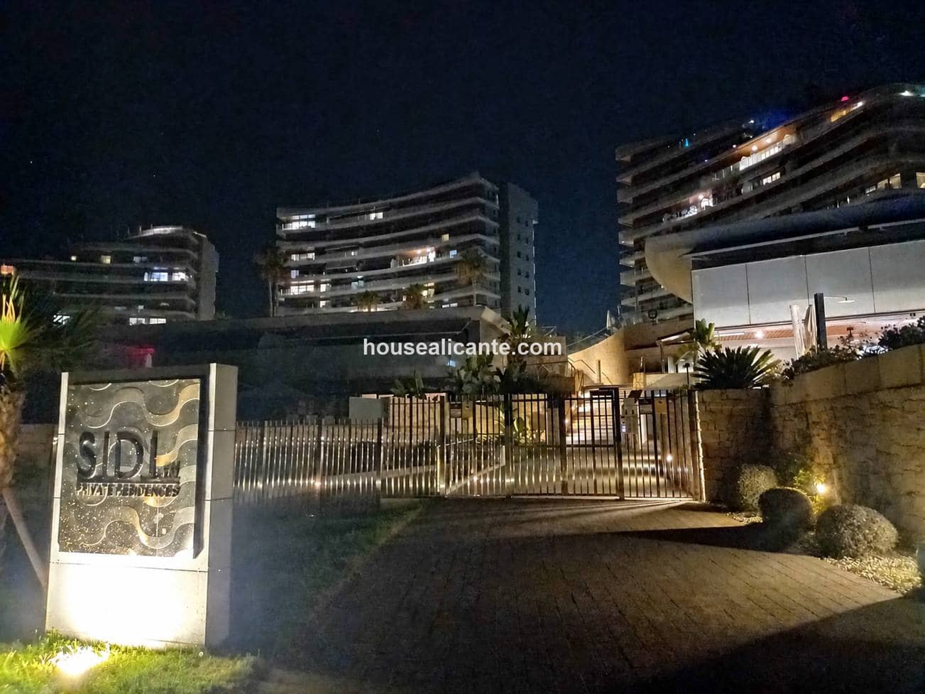 4 sovrum Radhus till salu i Alicante stad med pool garage - 3 200 000 € (Ref: 10110393)
