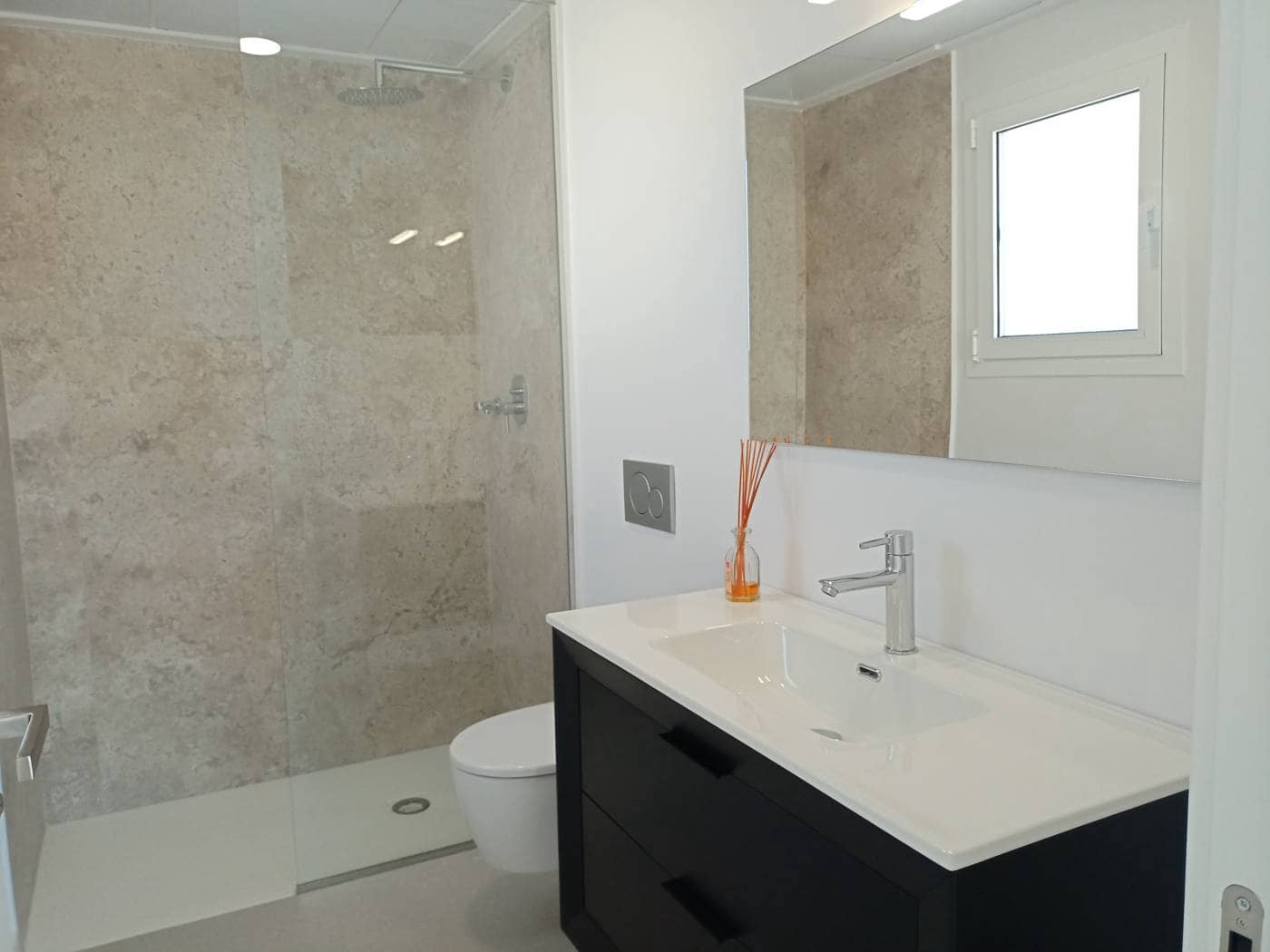 3 bedroom Villa for sale in Muchamiel / Mutxamel with pool garage - € 450,000 (Ref: 9640561)