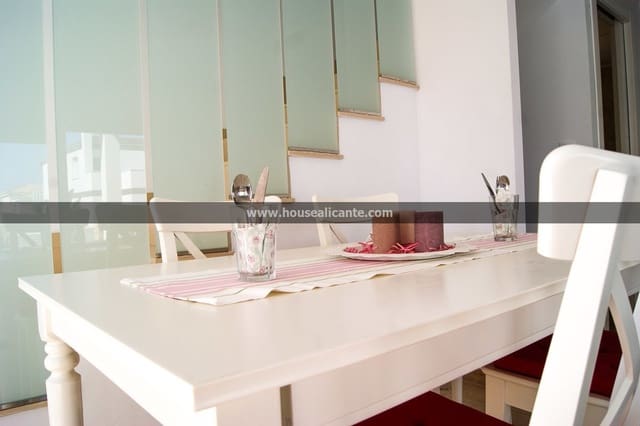 4 sypialnia Willa na sprzedaż w Santa Pola z basenem garażem - 435 000 € (Ref: 9640563)