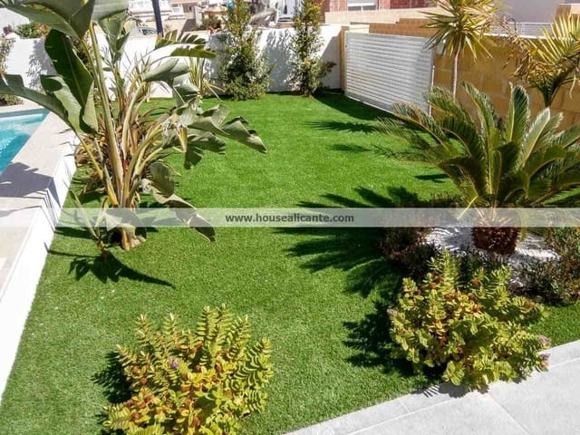 4 sypialnia Willa na sprzedaż w Santa Pola z basenem garażem - 435 000 € (Ref: 9640563)