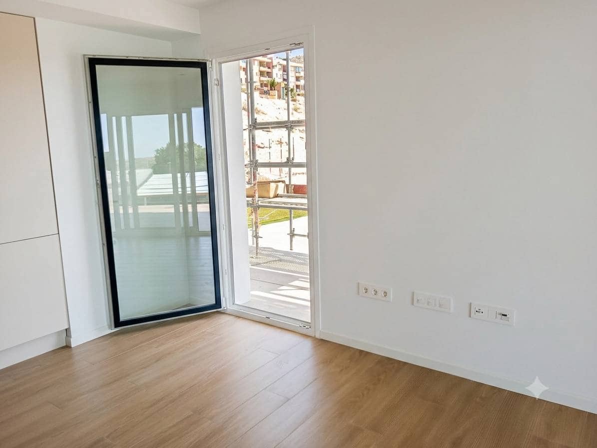 2 bedroom Apartment for sale in Muchamiel / Mutxamel with pool garage - € 282,000 (Ref: 9640567)