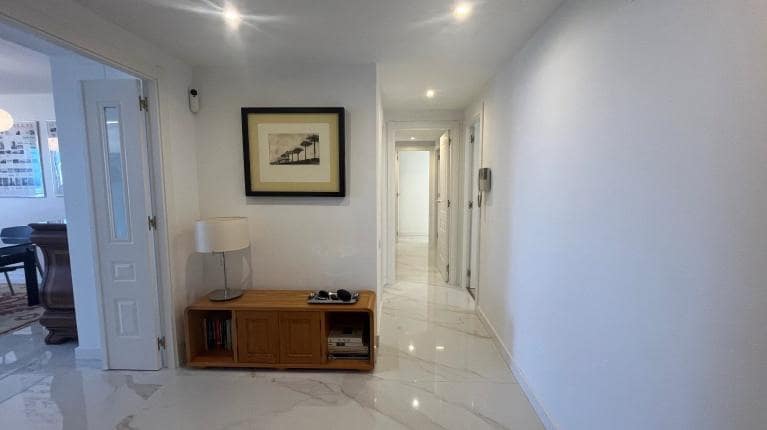 4 soverom Leilighet til salgs i Alicante by med garasje - € 740 000 (Ref: 9640568)