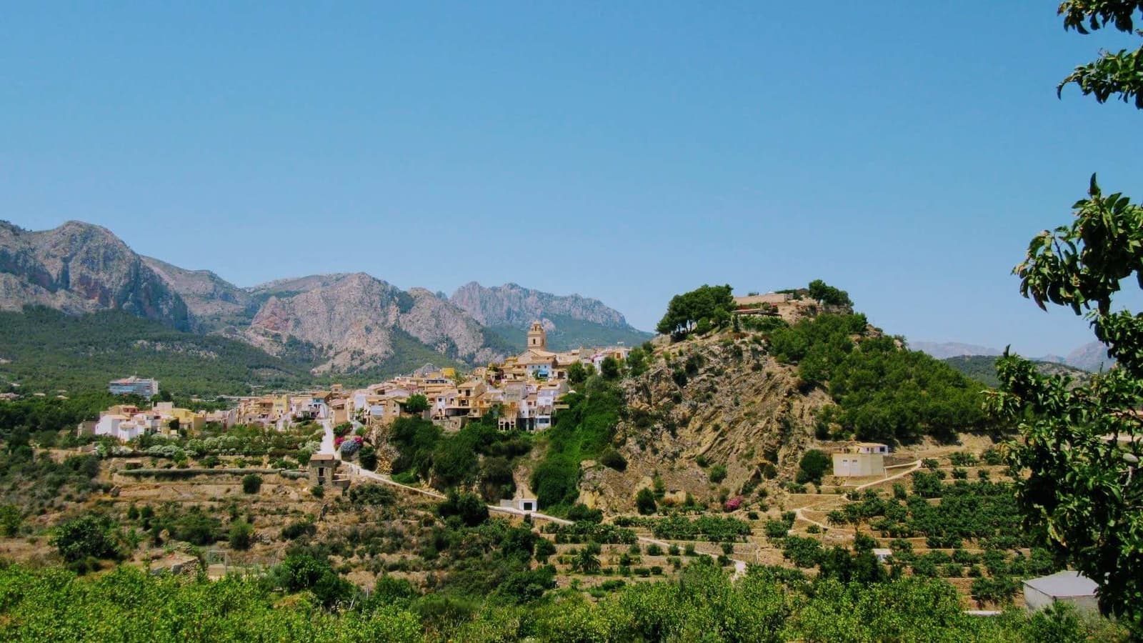 3 soverom Villa til salgs i Polop med svømmebasseng garasje - € 470 000 (Ref: 9640572)