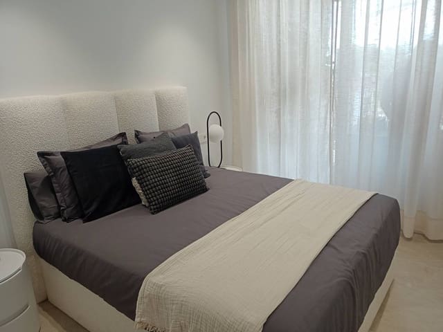 3 sypialnia Willa na sprzedaż w Muchamiel / Mutxamel z basenem garażem - 460 000 € (Ref: 9640573)
