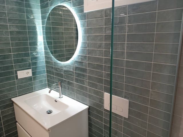 3 sypialnia Willa na sprzedaż w Muchamiel / Mutxamel z basenem garażem - 460 000 € (Ref: 9640573)