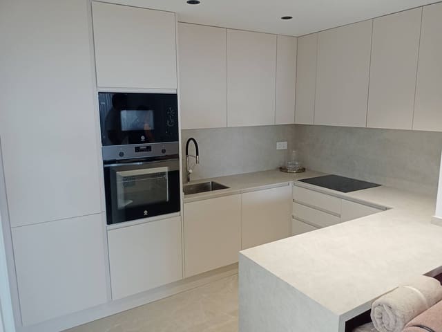 3 sypialnia Willa na sprzedaż w Muchamiel / Mutxamel z basenem garażem - 460 000 € (Ref: 9640573)