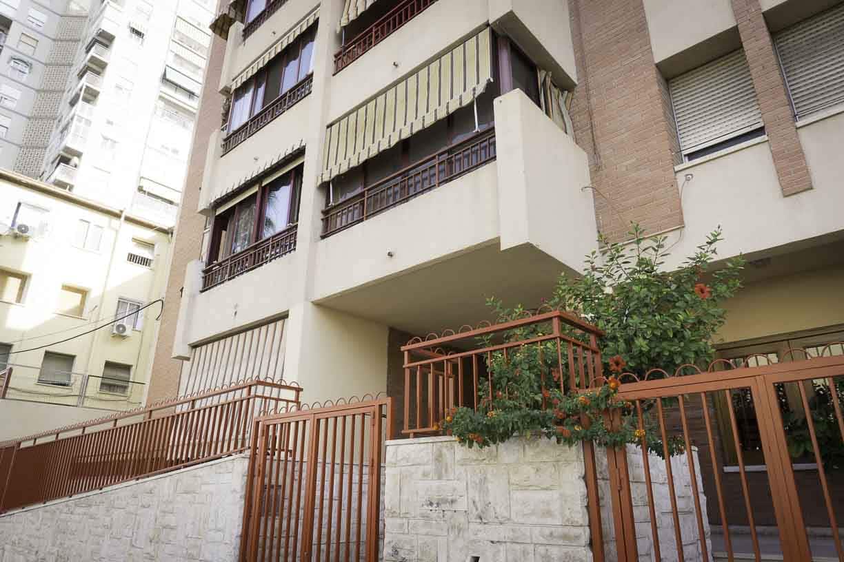 2 soveværelse Lejlighed til leje i Alicante by med garage - € 950 (Ref: 9882604)