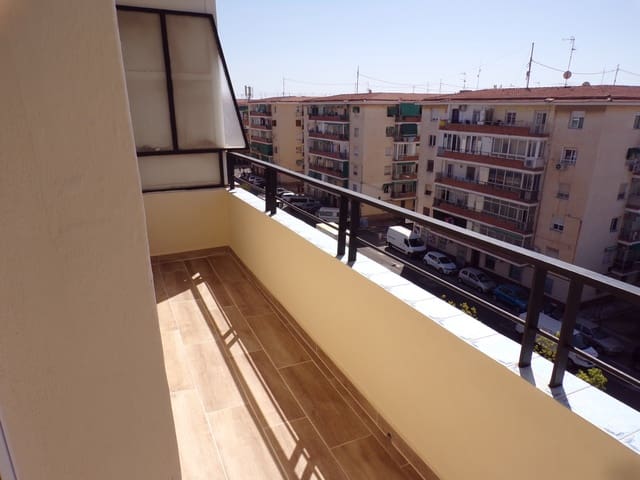 Lejlighed til salg i Virgen del Remedio - Parque lo Morant, Alicante by med garage - € 125.000 (Ref: 10138776)