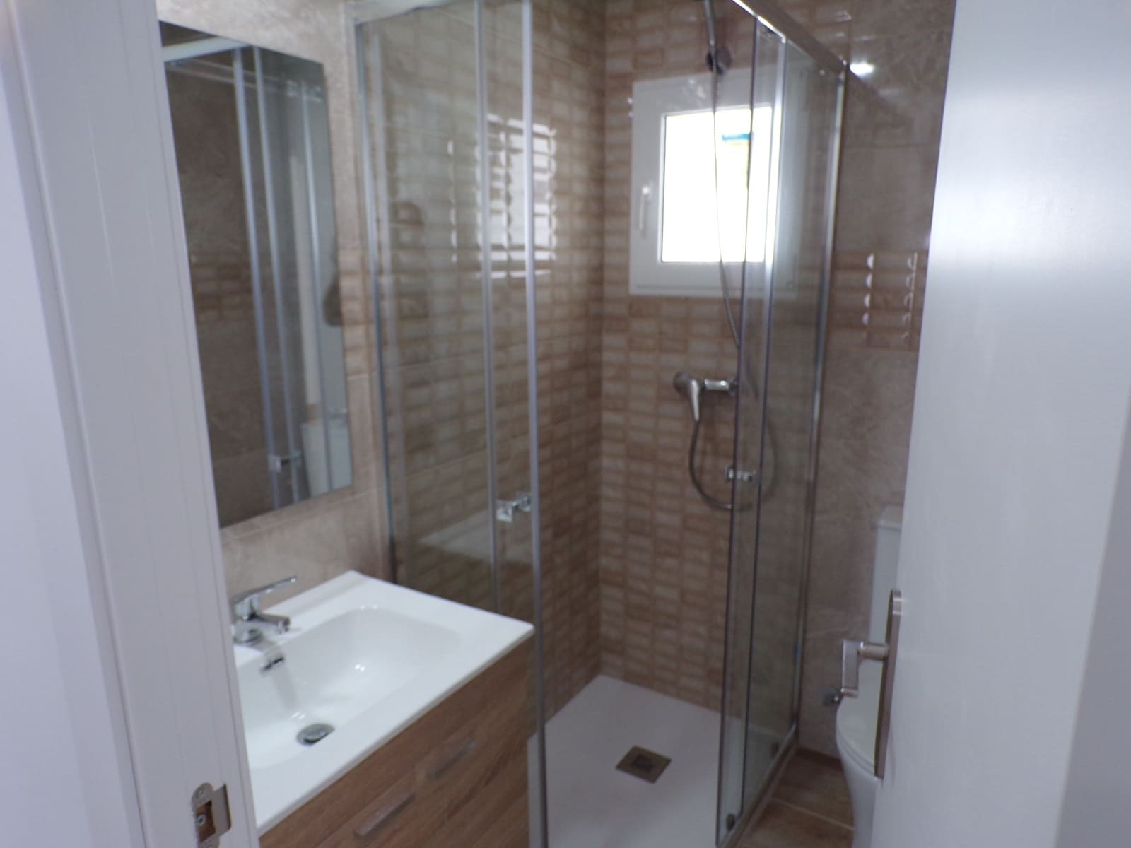 Lejlighed til salg i Alicante by med garage - € 125.000 (Ref: 10138776)