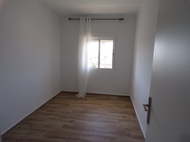 Lejlighed til salg i Virgen del Remedio - Parque lo Morant, Alicante by med garage - € 125.000 (Ref: 10138776)