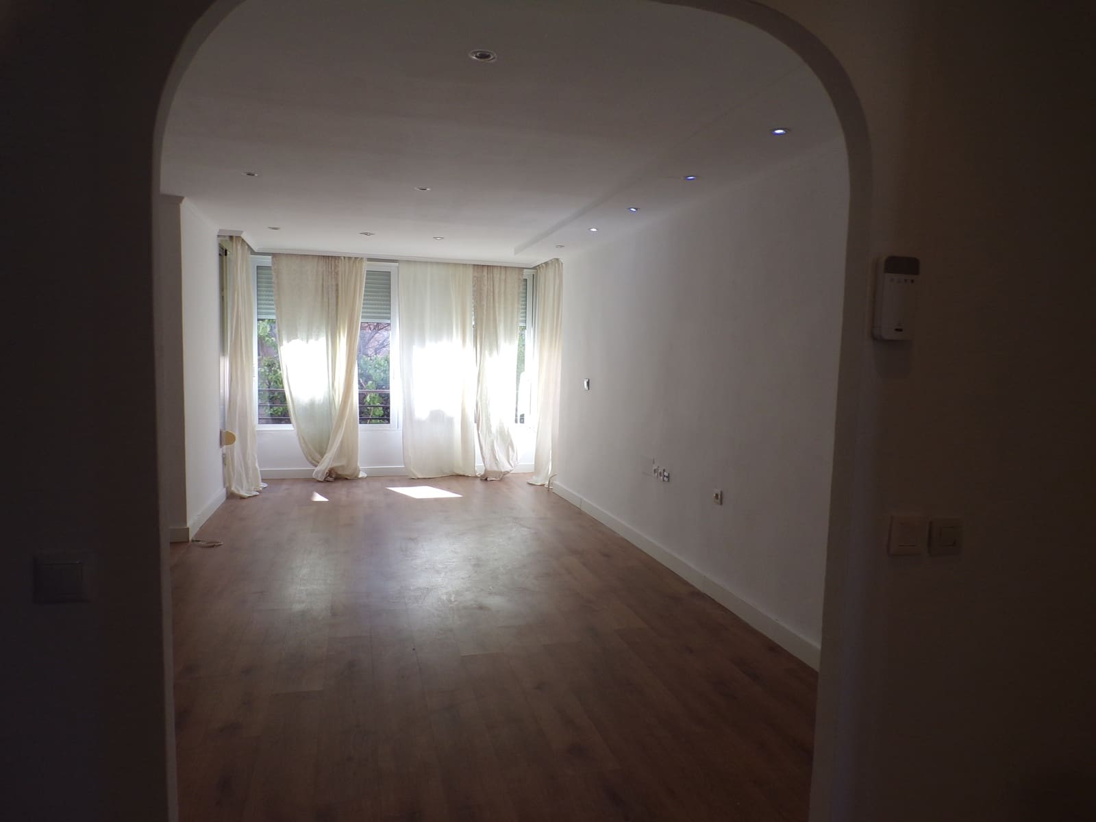 3 soveværelse Lejlighed til salg i Alicante by med garage - € 140.000 (Ref: 10163784)