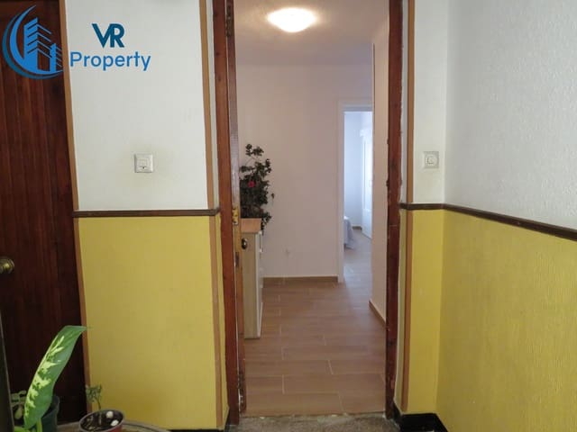 3 soveværelse Lejlighed til salg i Virgen del Remedio - Parque lo Morant, Alicante by - € 89.000 (Ref: 8431977)