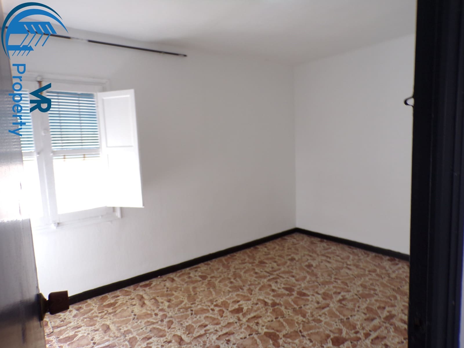 3 quarto Apartamento para venda em Alicante cidade - 82 000 € (Ref: 8824064)
