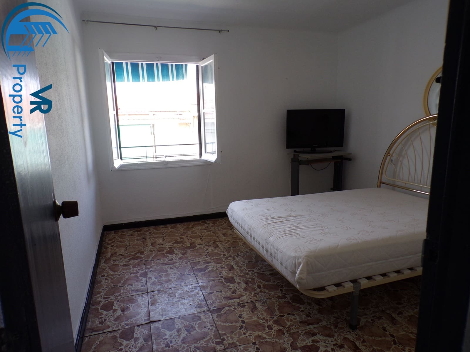 3 quarto Apartamento para venda em Alicante cidade - 82 000 € (Ref: 8824064)