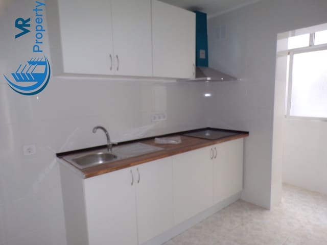 4 soveværelse Lejlighed til salg i Virgen del Remedio - Parque lo Morant, Alicante by - € 99.000 (Ref: 8824076)