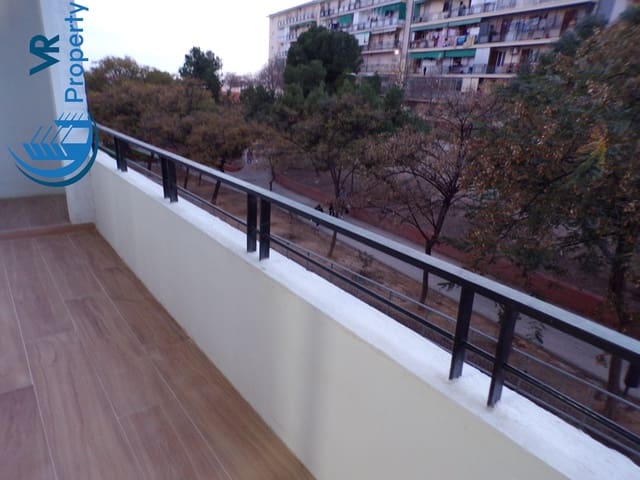 3 soveværelse Lejlighed til salg i Virgen del Remedio - Parque lo Morant, Alicante by - € 98.000 (Ref: 8868556)