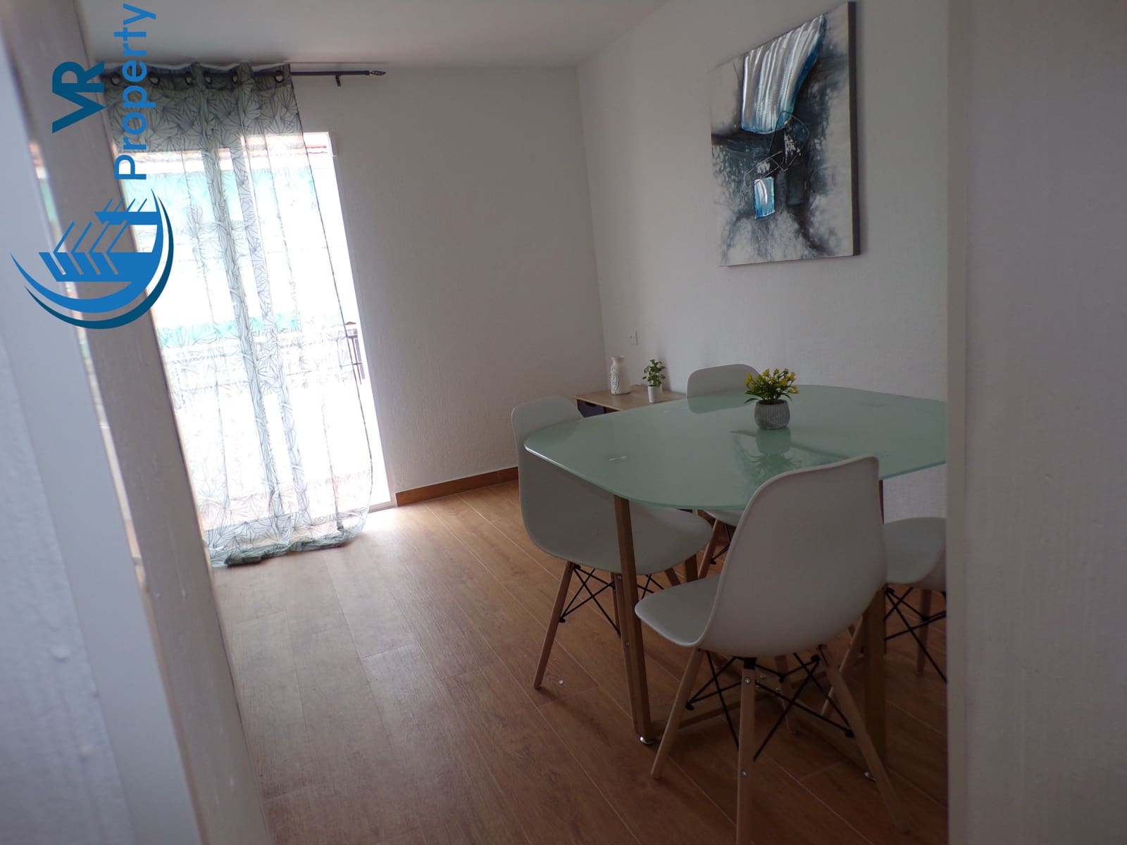 3 soveværelse Lejlighed til salg i Alicante by - € 99.000 (Ref: 8942234)