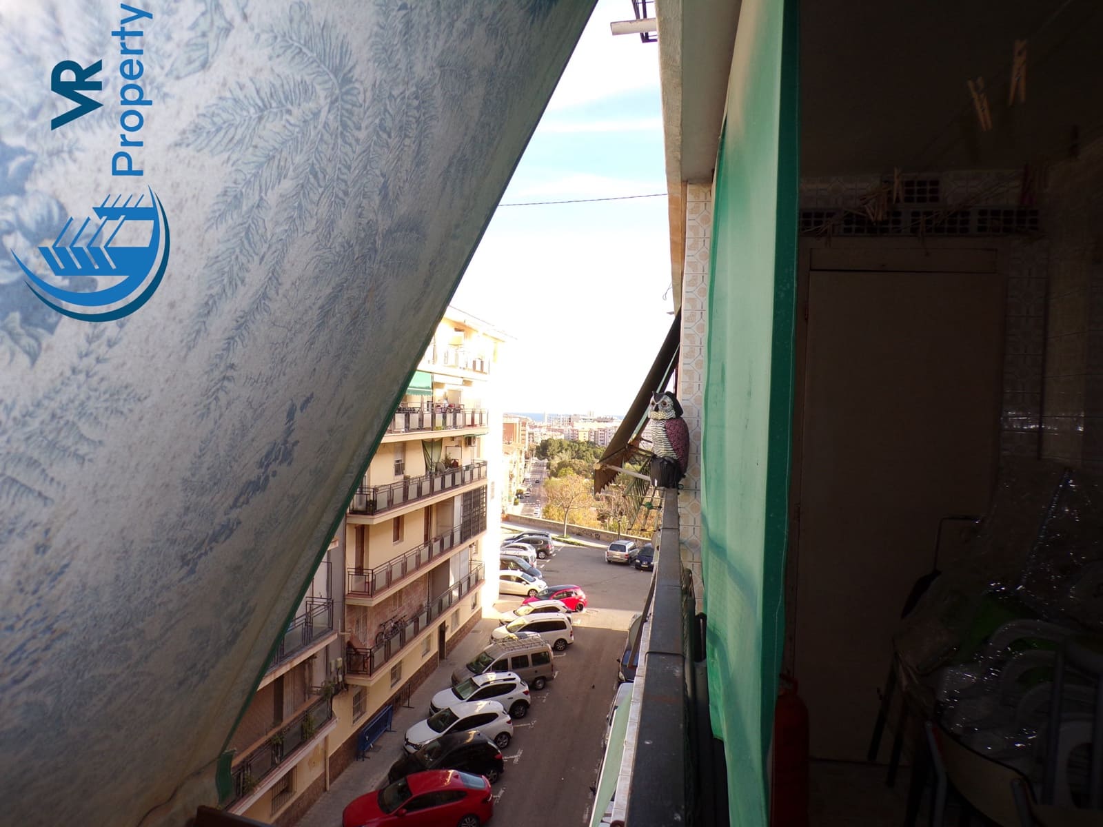 3 soveværelse Lejlighed til salg i Alicante by - € 97.000 (Ref: 8942235)