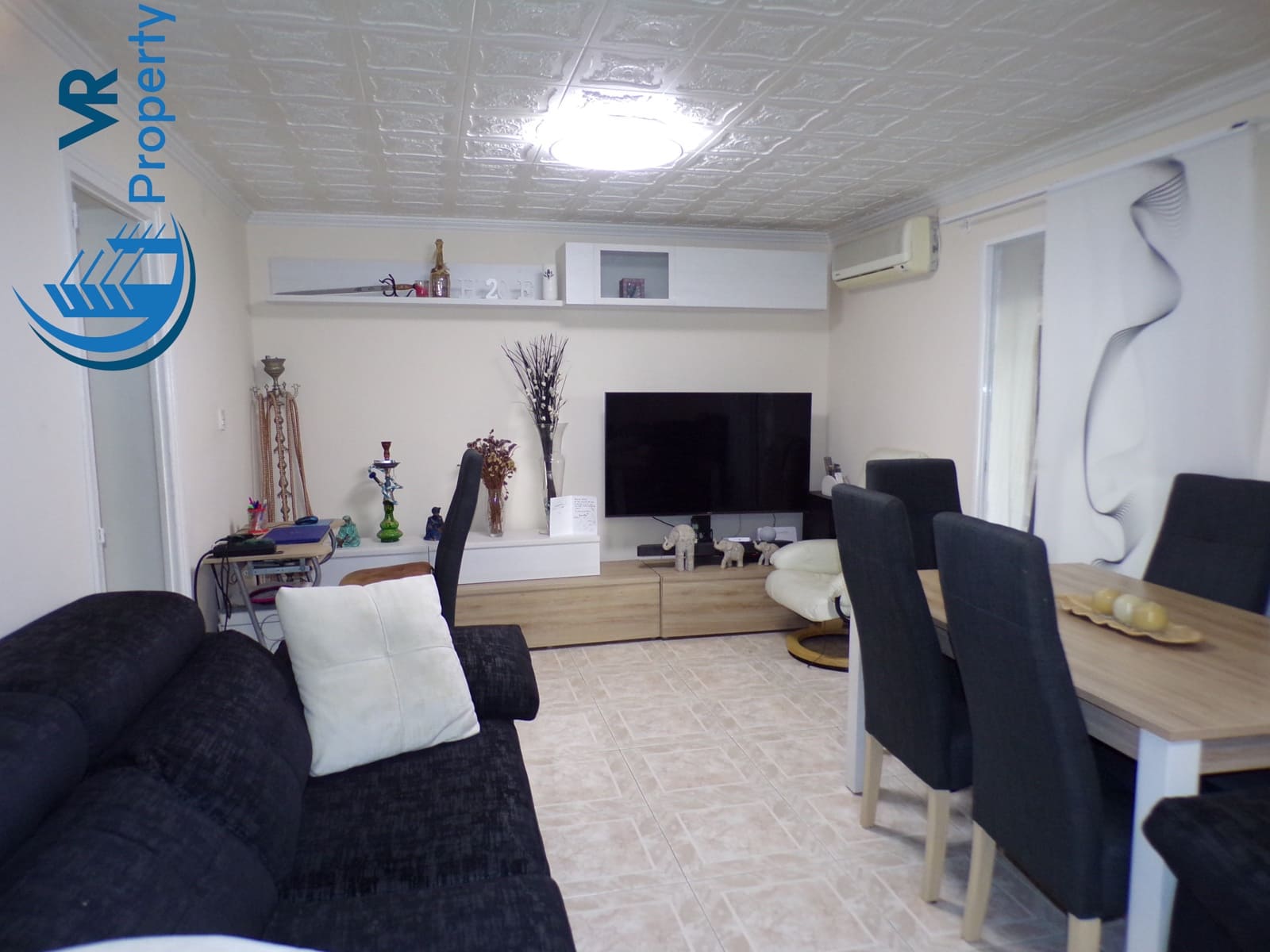 3 soveværelse Lejlighed til salg i Alicante by - € 97.000 (Ref: 8942235)