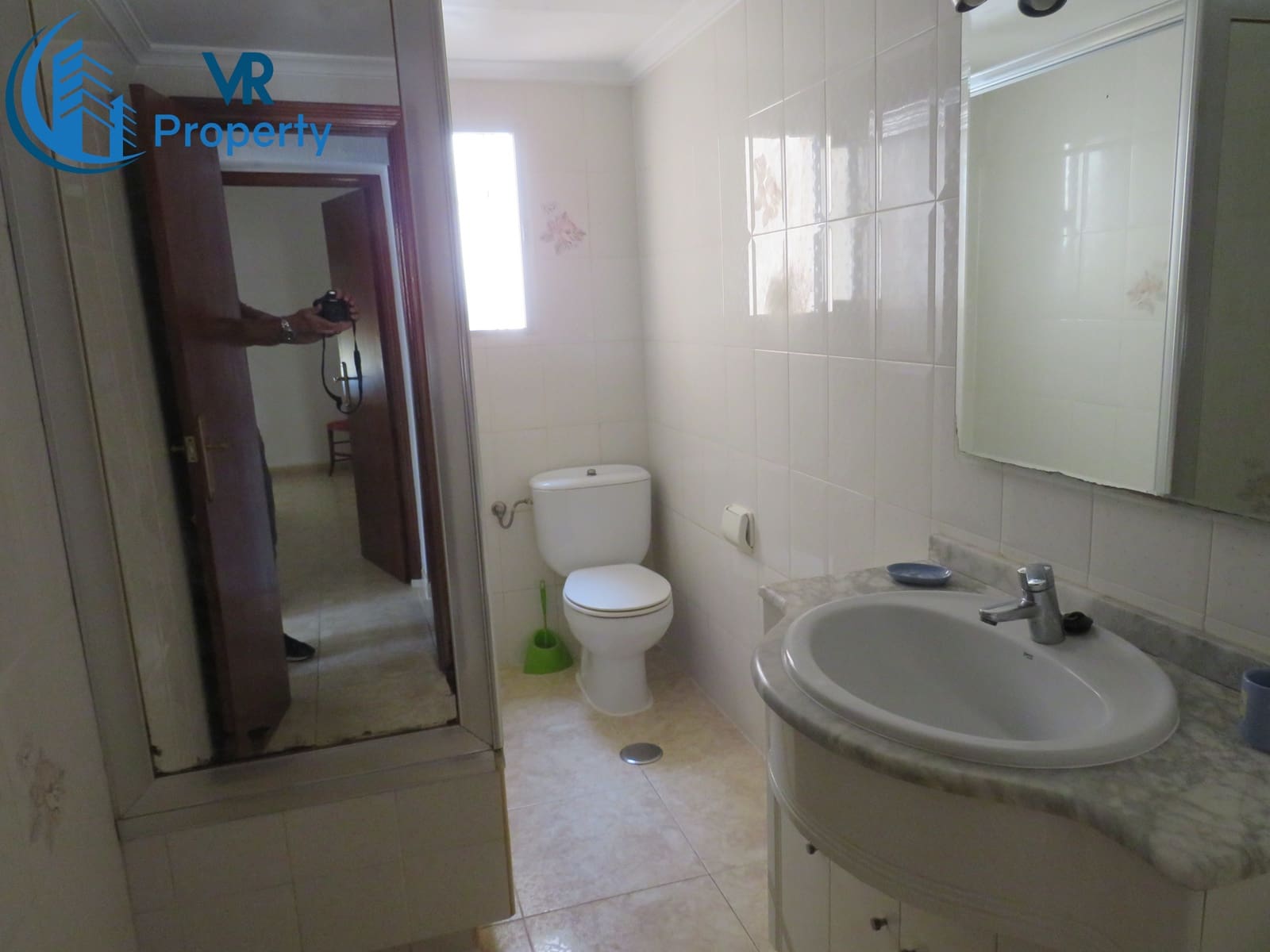 3 soverom Leilighet til salgs i Alicante by med garasje - € 95 000 (Ref: 8942236)