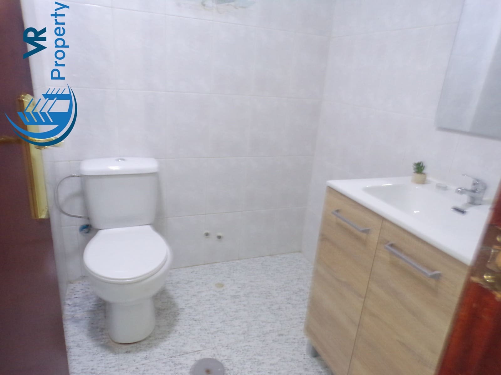 3 sypialnia Apartament na sprzedaż w Miasto Alicante / Alacant z garażem - 105 000 € (Ref: 8942241)