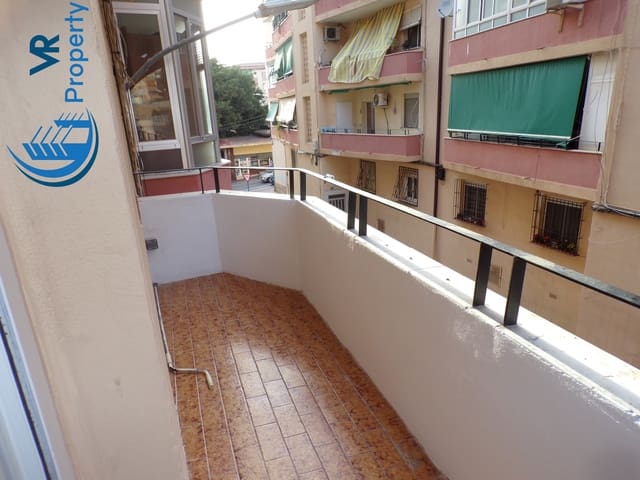 3 soveværelse Lejlighed til salg i Virgen del Remedio - Parque lo Morant, Alicante by med garage - € 88.000 (Ref: 8942272)