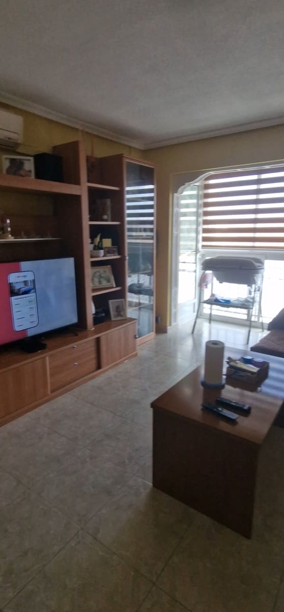 3 soverom Leilighet til salgs i Alicante by med garasje - € 86 000 (Ref: 8942299)