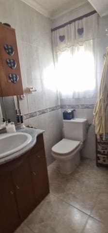 3 soverom Leilighet til salgs i Colonia Requena, Alicante by med garasje - € 86 000 (Ref: 8942299)