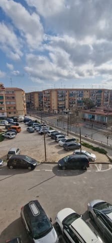 3 soverom Leilighet til salgs i Colonia Requena, Alicante by med garasje - € 86 000 (Ref: 8942299)