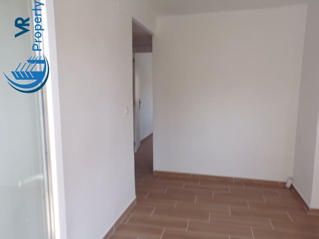 3 soverom Leilighet til salgs i Colonia Requena, Alicante by - € 80 000 (Ref: 9018699)