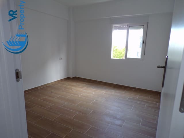 3 soverom Leilighet til salgs i Colonia Requena, Alicante by - € 80 000 (Ref: 9019512)