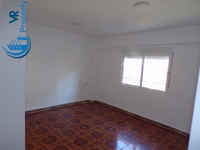 3 soverom Leilighet til salgs i Colonia Requena, Alicante by med garasje - € 78 000 (Ref: 9026987)