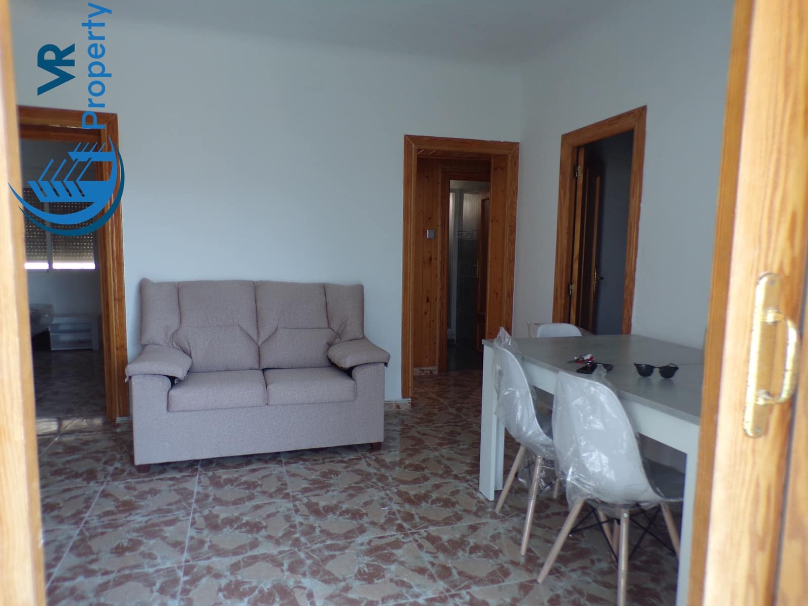 3 soverom Leilighet til salgs i Alicante by med garasje - € 85 000 (Ref: 9111575)