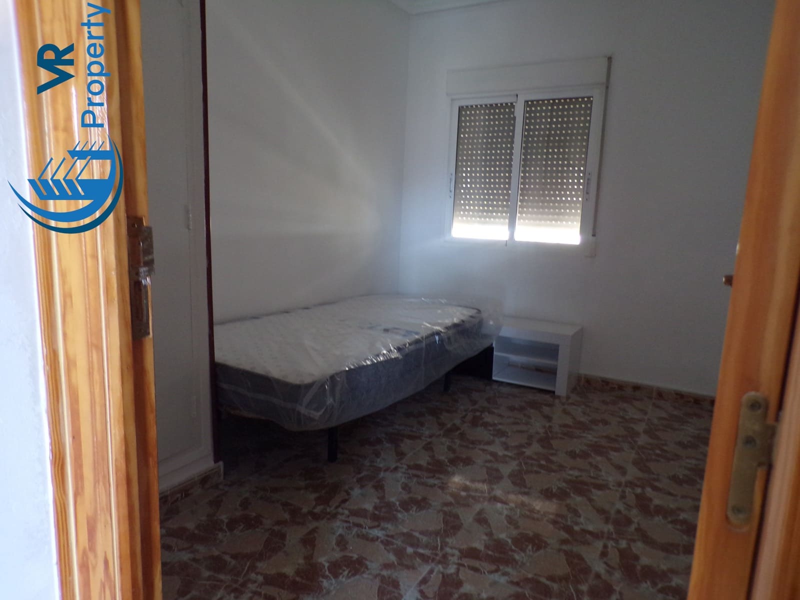 3 soverom Leilighet til salgs i Alicante by med garasje - € 85 000 (Ref: 9111575)