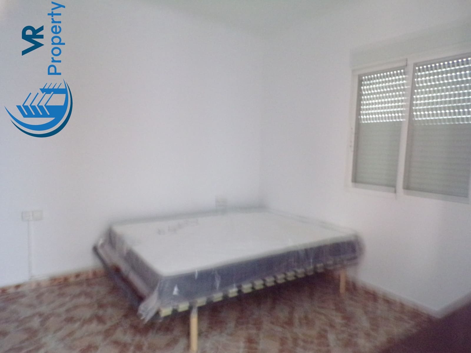 3 soverom Leilighet til salgs i Alicante by med garasje - € 85 000 (Ref: 9111575)