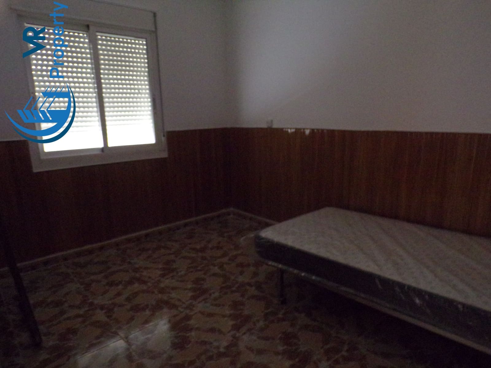 3 soverom Leilighet til salgs i Alicante by med garasje - € 85 000 (Ref: 9111575)