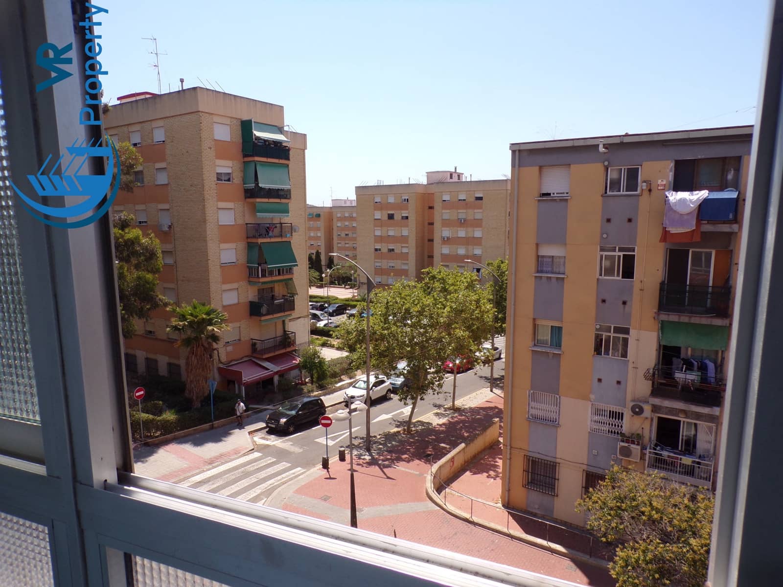 3 soverom Leilighet til salgs i Alicante by med garasje - € 85 000 (Ref: 9111575)