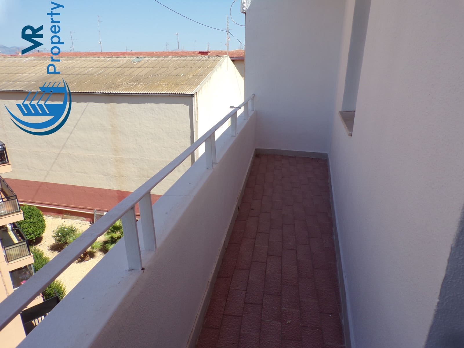 3 sovrum Lägenhet till salu i Alicante stad med garage - 85 000 € (Ref: 9161306)