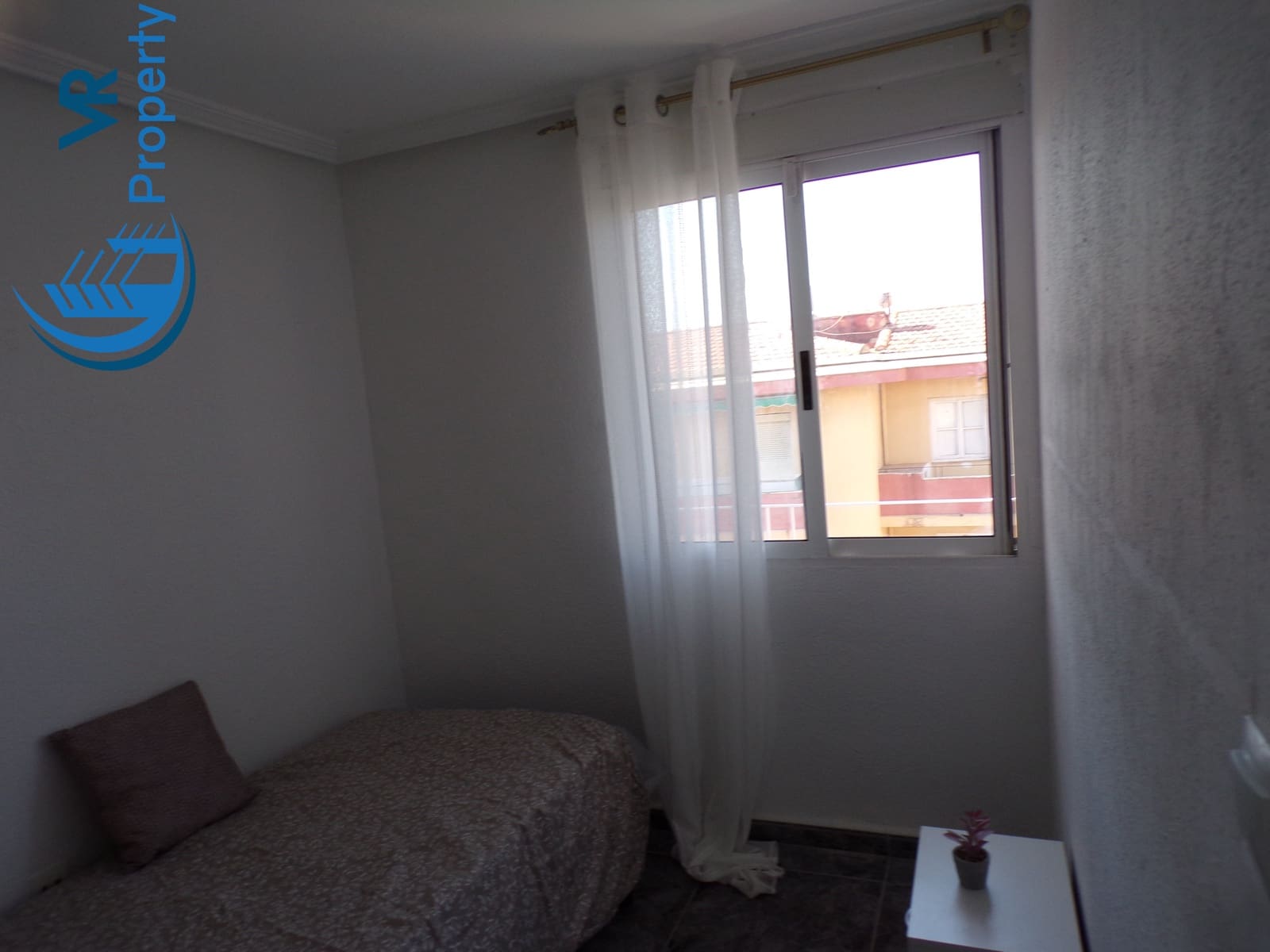 3 sovrum Lägenhet till salu i Alicante stad med garage - 85 000 € (Ref: 9161306)