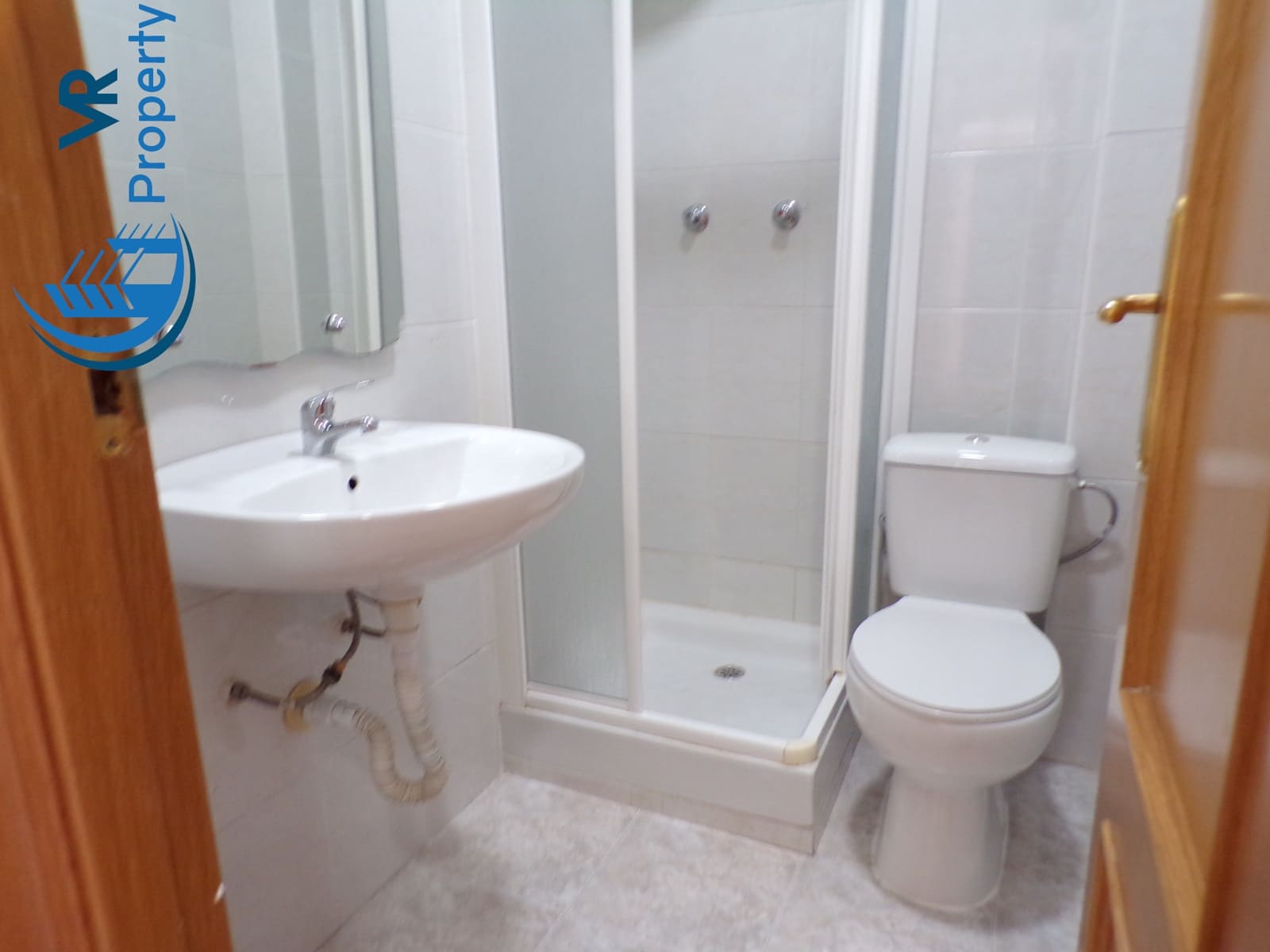 4 soverom Leilighet til salgs i Alicante by med garasje - € 120 000 (Ref: 9161307)