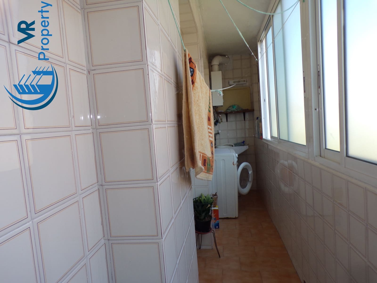 3 soverom Leilighet til salgs i Alicante by med garasje - € 80 000 (Ref: 9161463)