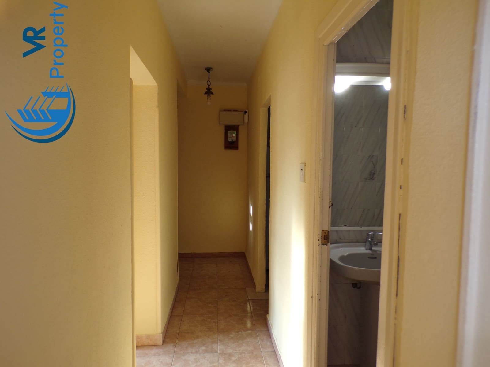 2 soveværelse Lejlighed til salg i Alicante by - € 75.000 (Ref: 9187220)