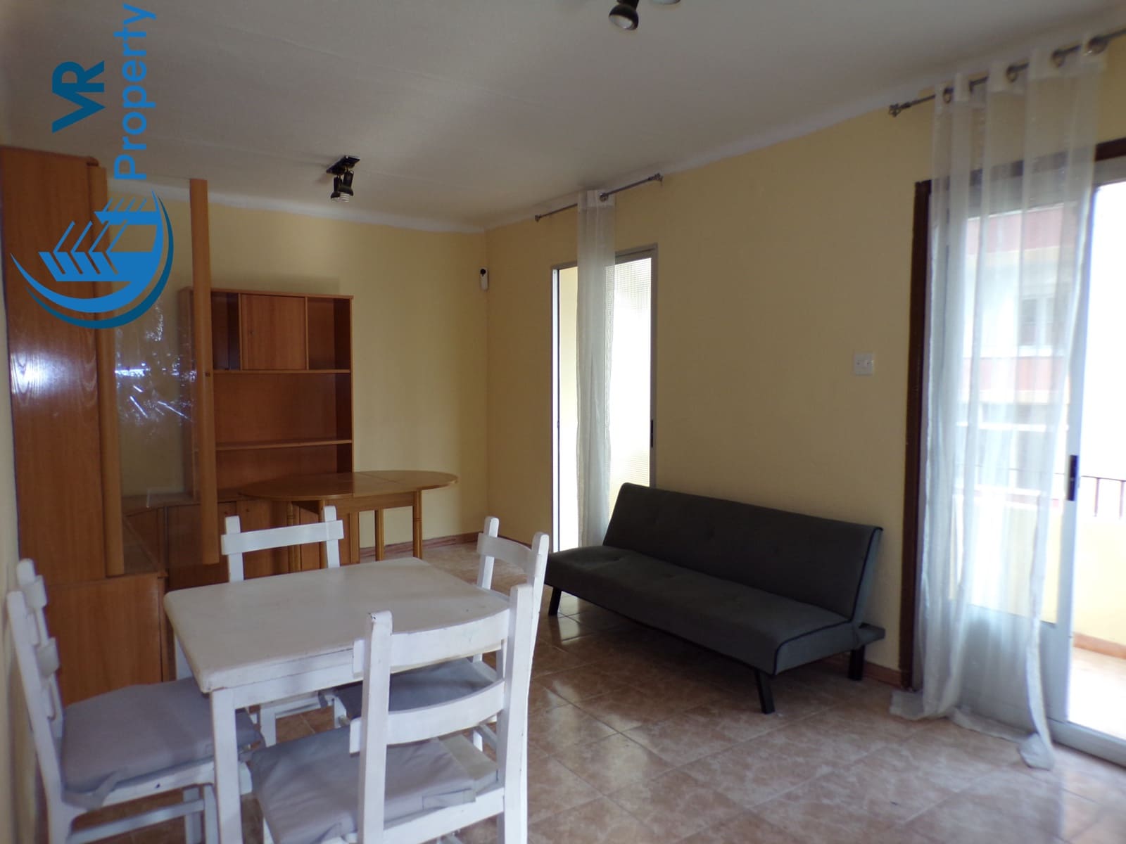 2 soveværelse Lejlighed til salg i Alicante by - € 75.000 (Ref: 9187220)