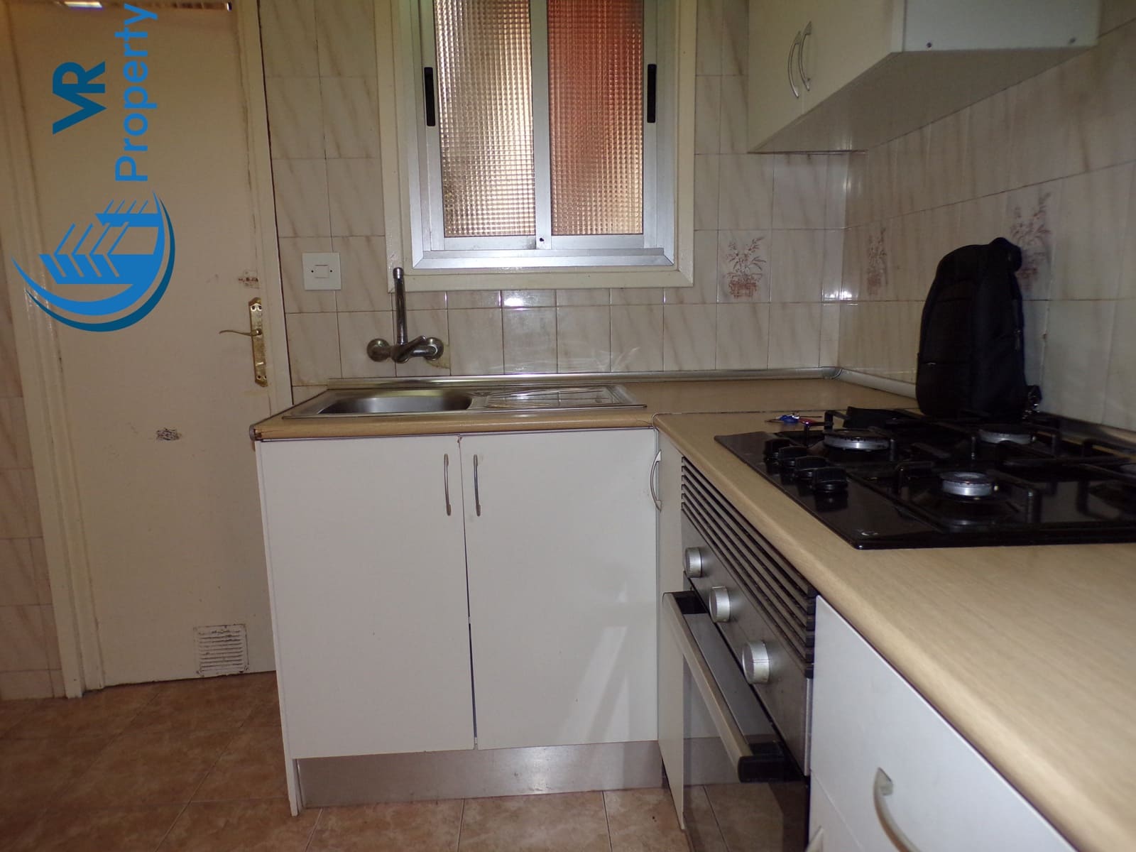 2 soveværelse Lejlighed til salg i Alicante by - € 75.000 (Ref: 9187220)