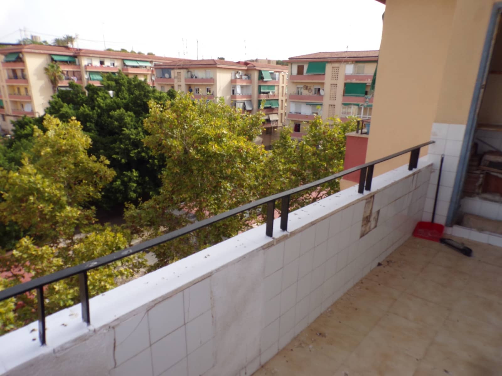 3 soverom Leilighet til salgs i Alicante by med garasje - € 85 000 (Ref: 9237693)